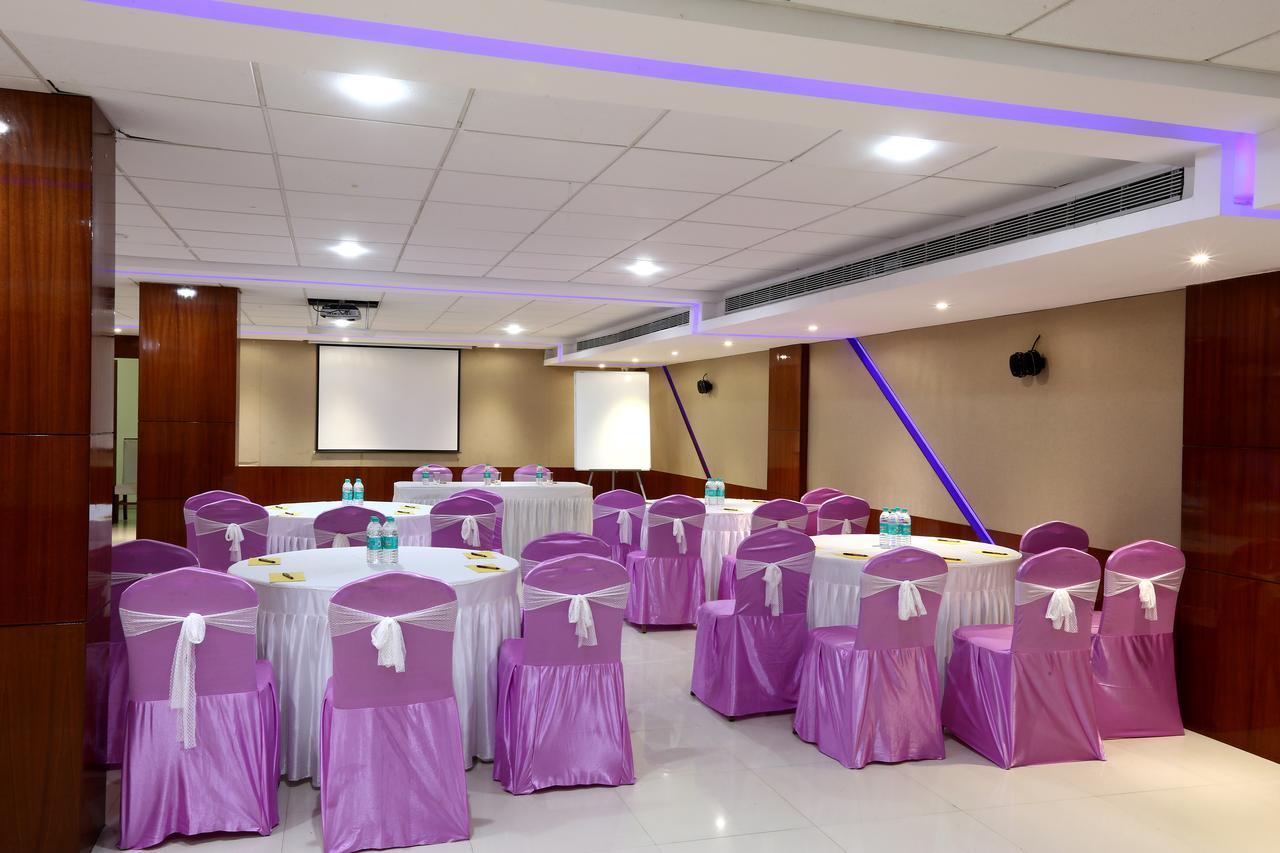 Hotel Sj International Guwahati Eksteriør bilde