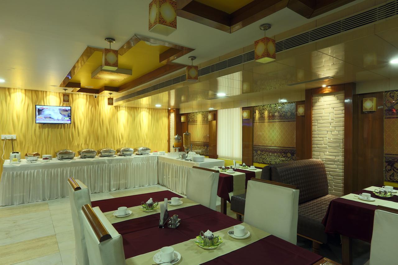 Hotel Sj International Guwahati Eksteriør bilde